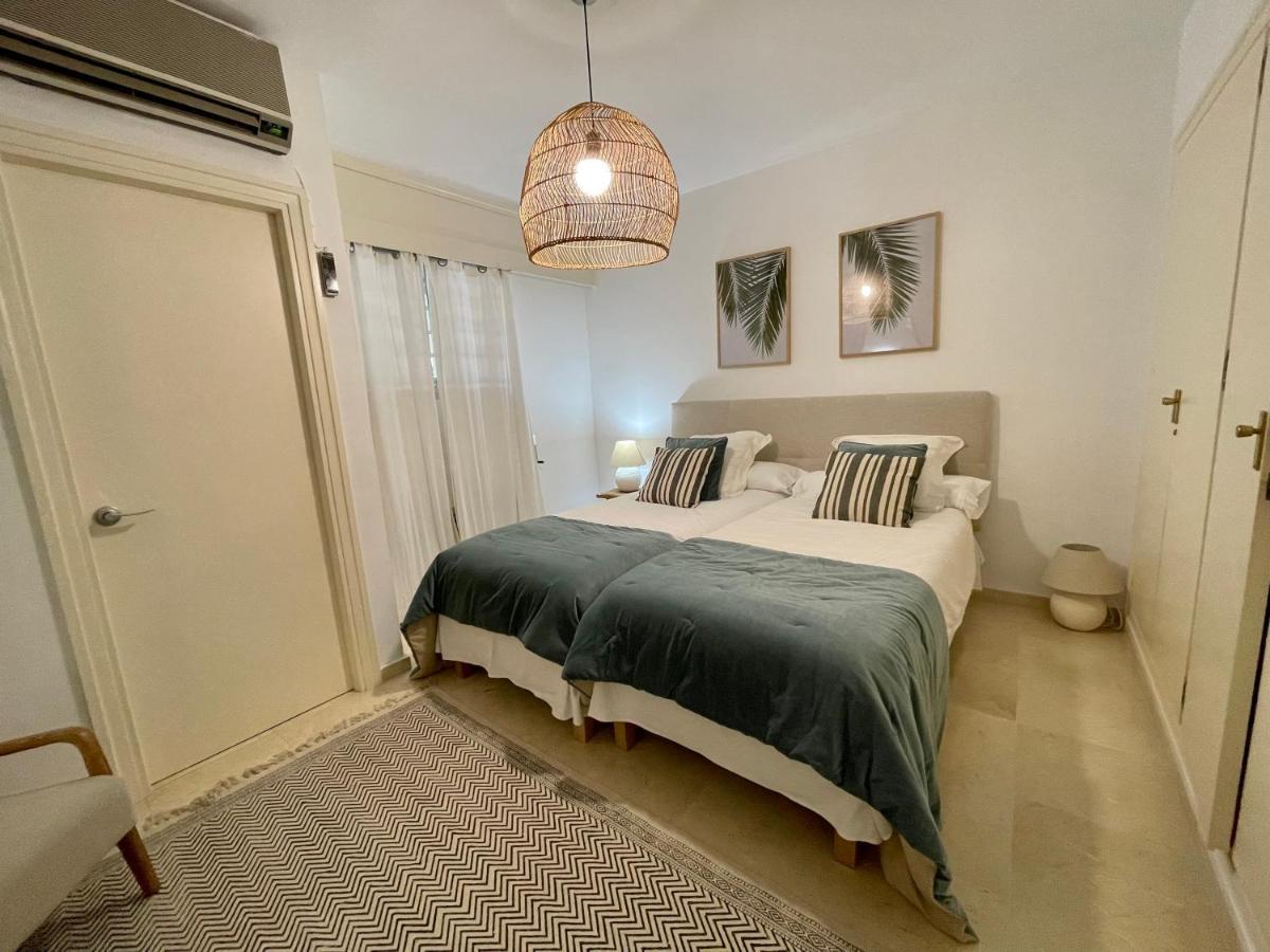 Guadalmina Beach Holidays Apartment,